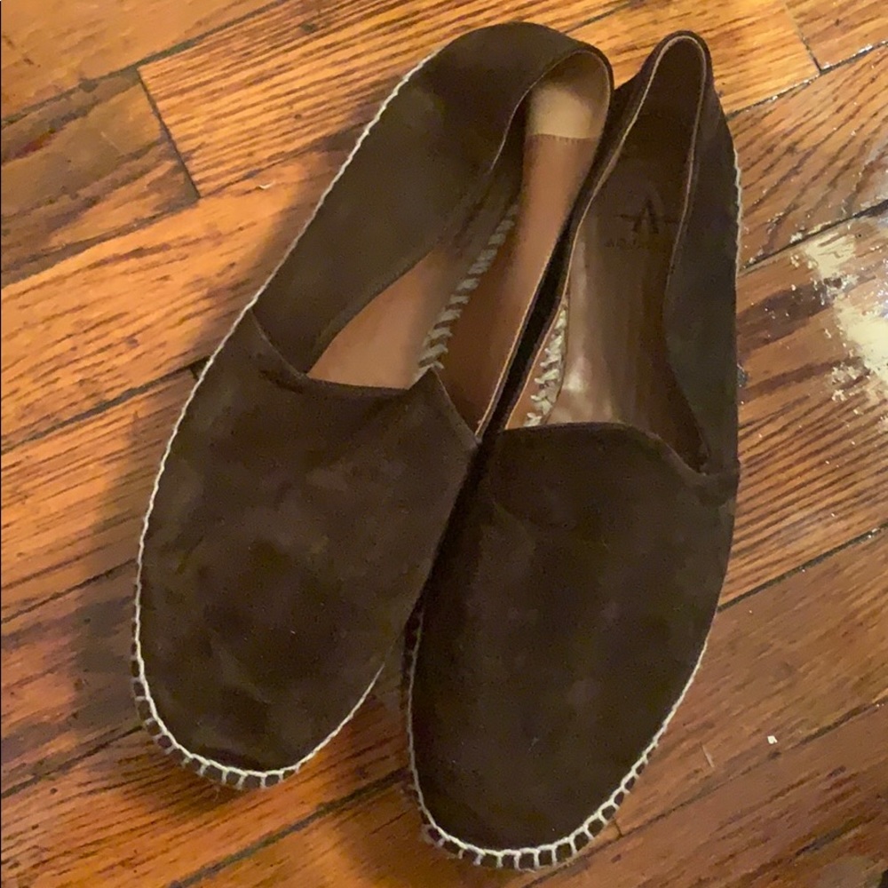 Emilio Sued Espadrille- Never worn ✨